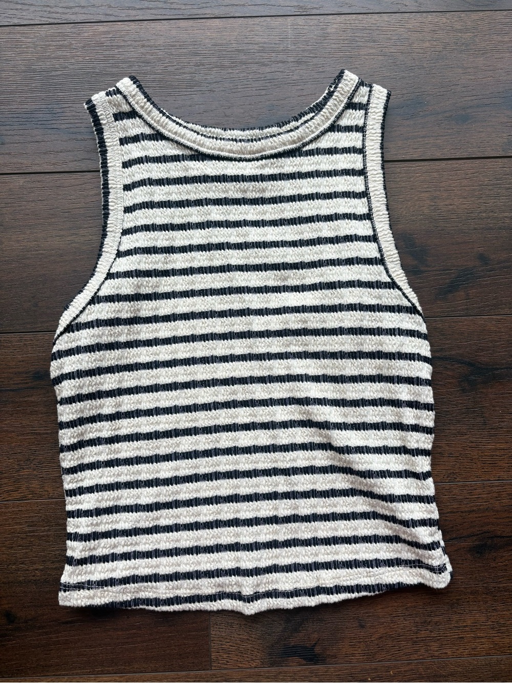 gaze Striped Ribbed Tank Top - Black & White